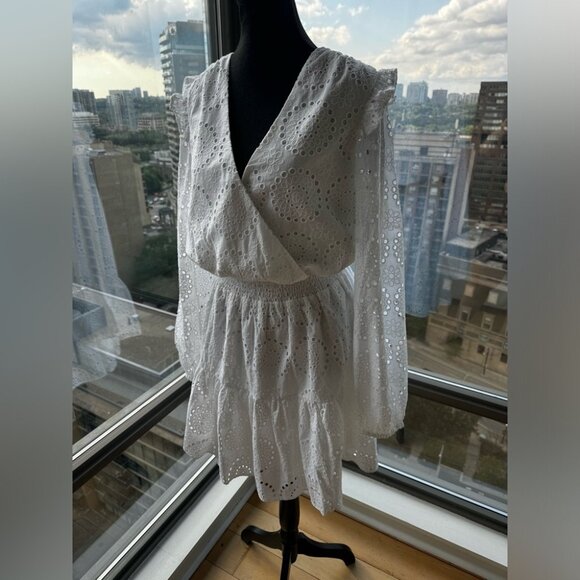 🆕 LILLY PULITZER 🧿 NWT Taviana Dress Resort White Circle Bloom Eyelet - Sz 12 - Picture 11 of 16